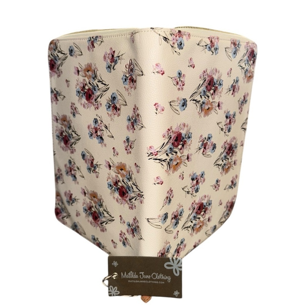 NWT Matilda Jane Floral Tech Organizer Pebbled Vegan Leather 8x11 - Picture 3 of 8
